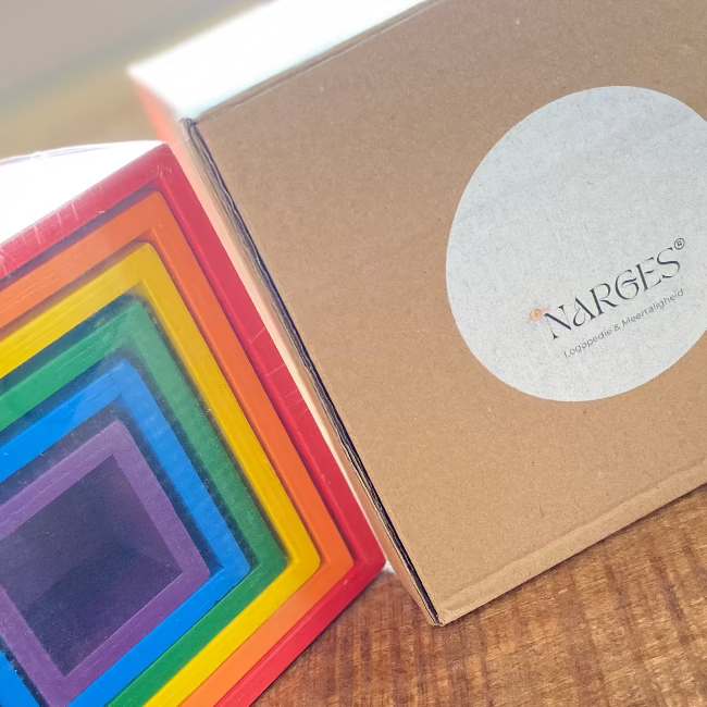 Narges®| Kleurrijke regenboog toren